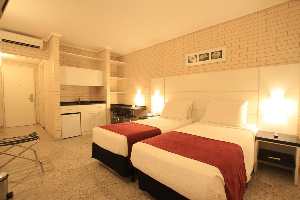 Hotel Confiance Prime Batel Curitiba Room photo
