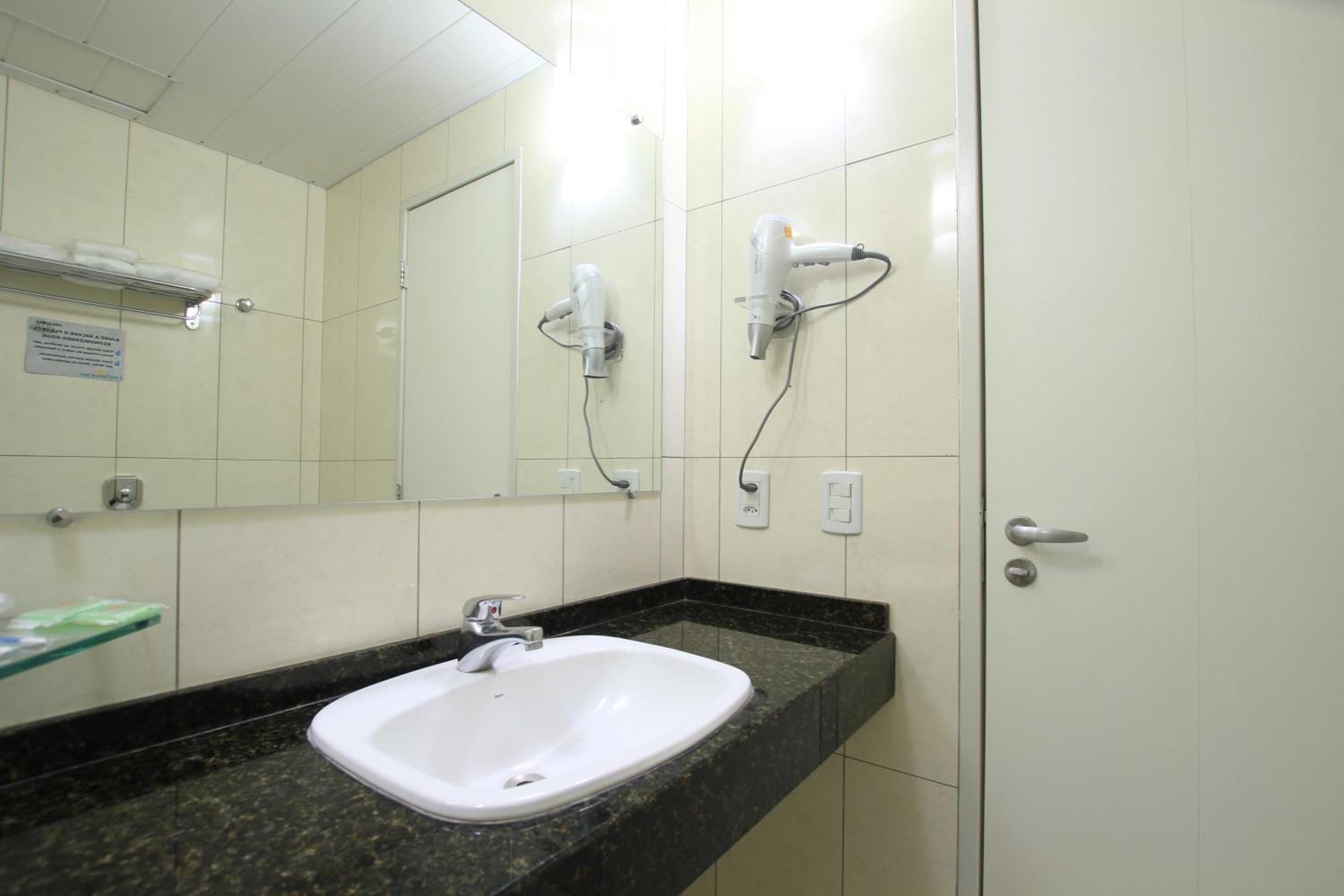 Hotel Confiance Prime Batel Curitiba Room photo